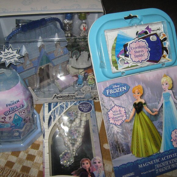 NWT Disney Frozen Playsets and Activities - Picture 1 of 15
